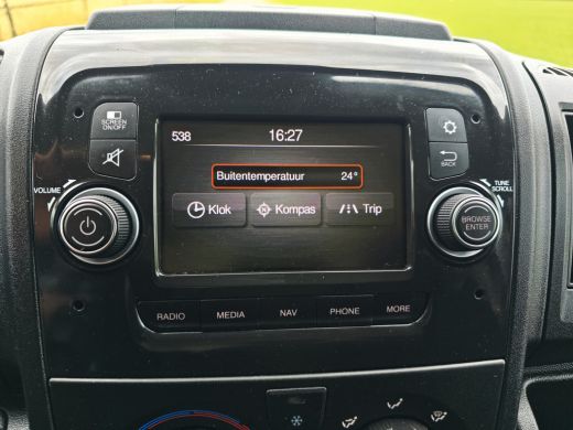 Peugeot Boxer 2.2 BlueHDi L2 H2 - 140 Pk - Euro 6 - Navi - ParkeerCamera ActivLease financial lease