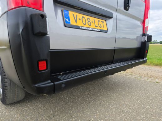 Peugeot Boxer 2.2 BlueHDi L2 H2 - 140 Pk - Euro 6 - Navi - ParkeerCamera ActivLease financial lease