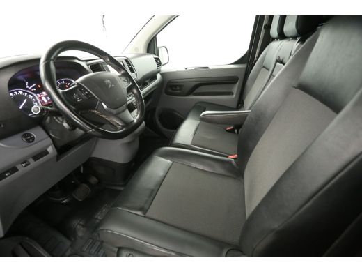 Peugeot Expert 227S 2.0 BlueHDI L2H1 180PK Automaat Airco Camera Carplay Head-up LED Cruise PDC 3 Persoons ActivLease financial lease