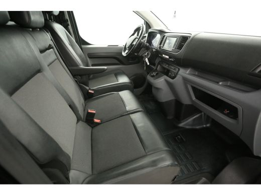 Peugeot Expert 227S 2.0 BlueHDI L2H1 180PK Automaat Airco Camera Carplay Head-up LED Cruise PDC 3 Persoons ActivLease financial lease