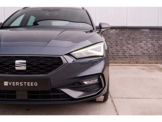 Seat Leon Sportstourer 1.5 eTSI FR | Elek. Trekhaak | LED | Carplay | Camera | Navi | Keyless | Adap. Cruise ActivLease financial lease