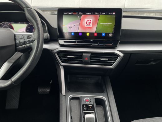 Seat Leon Sportstourer 1.5 eTSI FR | Elek. Trekhaak | LED | Carplay | Camera | Navi | Keyless | Adap. Cruise ActivLease financial lease