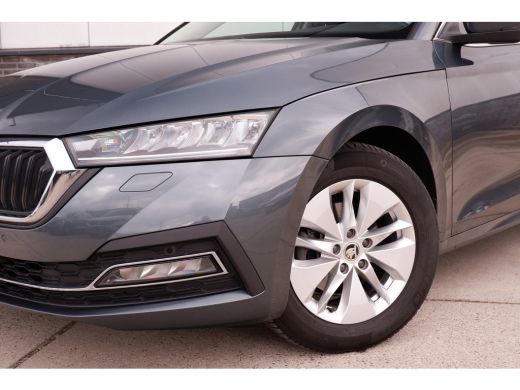 Skoda Octavia Combi 1.0 TSI Business Edition Plus Elek. Trekhaak | Virtual Cockpit | LED | Navi | Carplay ActivLease financial lease