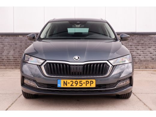 Skoda Octavia Combi 1.0 TSI Business Edition Plus Elek. Trekhaak | Virtual Cockpit | LED | Navi | Carplay ActivLease financial lease