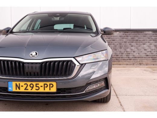 Skoda Octavia Combi 1.0 TSI Business Edition Plus Elek. Trekhaak | Virtual Cockpit | LED | Navi | Carplay ActivLease financial lease