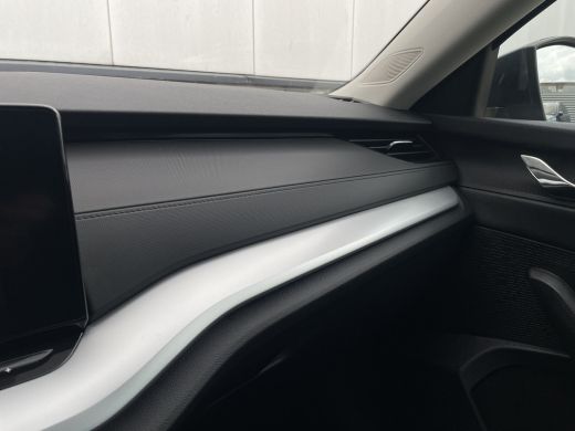 Skoda Octavia Combi 1.0 TSI Business Edition Plus Elek. Trekhaak | Virtual Cockpit | LED | Navi | Carplay ActivLease financial lease