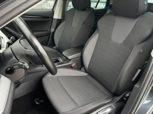 Skoda Octavia Combi 1.0 TSI Business Edition Plus Elek. Trekhaak | Virtual Cockpit | LED | Navi | Carplay ActivLease financial lease