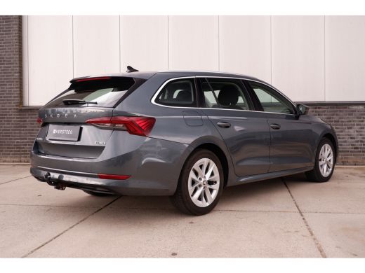 Skoda Octavia Combi 1.5 e-TSI Business Edition Plus Trekhaak | Virtual Cockpit | LED | Navi | Carplay ActivLease financial lease