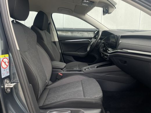 Skoda Octavia Combi 1.5 e-TSI Business Edition Plus Trekhaak | Virtual Cockpit | LED | Navi | Carplay ActivLease financial lease