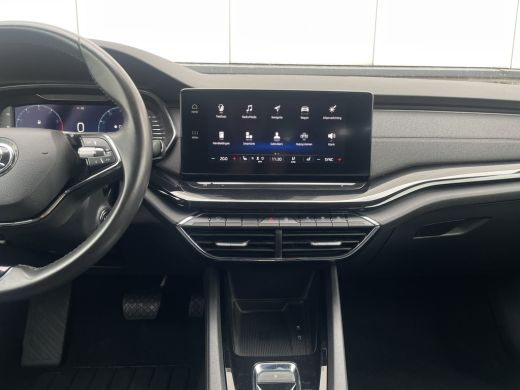Skoda Octavia Combi 1.5 e-TSI Business Edition Plus Trekhaak | Virtual Cockpit | LED | Navi | Carplay ActivLease financial lease