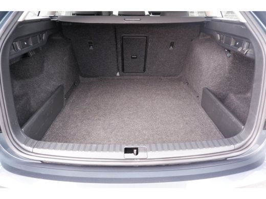 Skoda Octavia Combi 1.5 e-TSI Business Edition Plus Trekhaak | Virtual Cockpit | LED | Navi | Carplay ActivLease financial lease