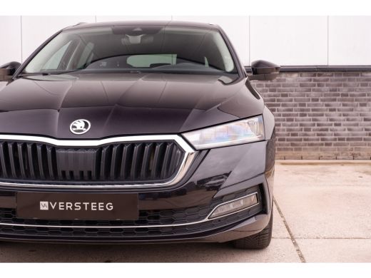 Skoda Octavia Combi 1.5 e-TSI Business Edition Plus Trekhaak | Virtual Cockpit | LED | Navi | Carplay ActivLease financial lease