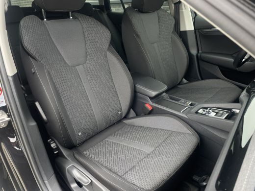 Skoda Octavia Combi 1.5 e-TSI Business Edition Plus Trekhaak | Virtual Cockpit | LED | Navi | Carplay ActivLease financial lease