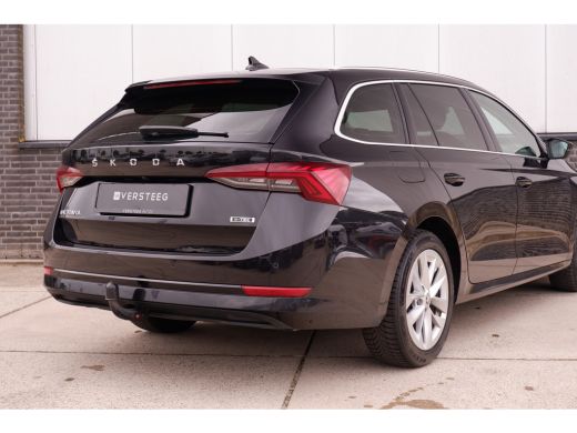 Skoda Octavia Combi 1.5 e-TSI Business Edition Plus Trekhaak | Virtual Cockpit | LED | Navi | Carplay ActivLease financial lease