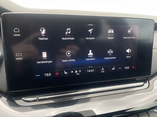 Skoda Octavia Combi 1.5 e-TSI Business Edition Plus Trekhaak | Virtual Cockpit | LED | Navi | Carplay ActivLease financial lease