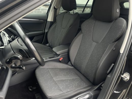 Skoda Octavia Combi 1.5 e-TSI Business Edition Plus Trekhaak | Virtual Cockpit | LED | Navi | Carplay ActivLease financial lease
