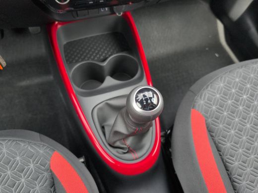 Toyota Aygo 1.0 VVT-i MT Pulse | Android Auto | Apple Carplay | NIEUWE Auto ActivLease financial lease