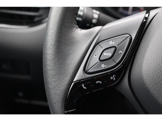 Toyota C-HR 2.0 Hybrid Dynamic **NAVIGATIE/ APPLE CARPLAY/ 24 MAANDEN GARANTIE** ActivLease financial lease