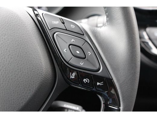 Toyota C-HR 2.0 Hybrid Dynamic **NAVIGATIE/ APPLE CARPLAY/ 24 MAANDEN GARANTIE** ActivLease financial lease