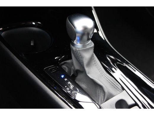 Toyota C-HR 2.0 Hybrid Dynamic **NAVIGATIE/ APPLE CARPLAY/ 24 MAANDEN GARANTIE** ActivLease financial lease