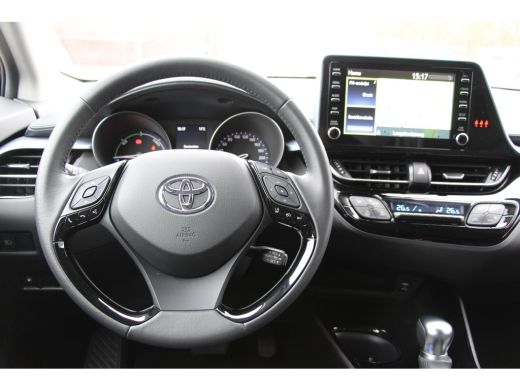Toyota C-HR 2.0 Hybrid Dynamic **NAVIGATIE/ APPLE CARPLAY/ 24 MAANDEN GARANTIE** ActivLease financial lease