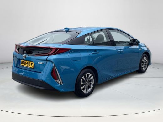 Toyota Prius 1.8 Plug-in Hybrid Executive ActivLease financial lease