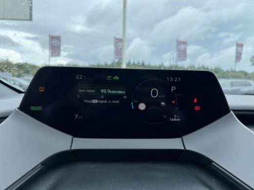 Toyota Prius 2.0 Plug-in Hybrid 220 Executive Premium ActivLease financial lease