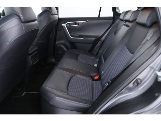 Toyota RAV4 2.5 Hybrid Dynamic Bi-tone | LED | Navi | Clima | Cruise Adaptive | Stoelverwarming | JBL | Keyle... ActivLease financial lease