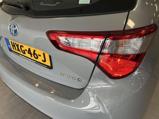 Toyota Yaris 1.5 Hybrid Aspiration ActivLease financial lease