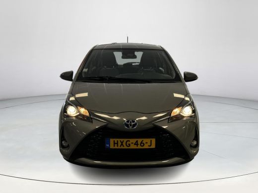 Toyota Yaris 1.5 Hybrid Aspiration ActivLease financial lease