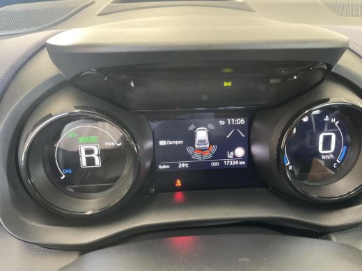 Toyota Yaris 1.5 Hybrid Executive Premium ActivLease financial lease