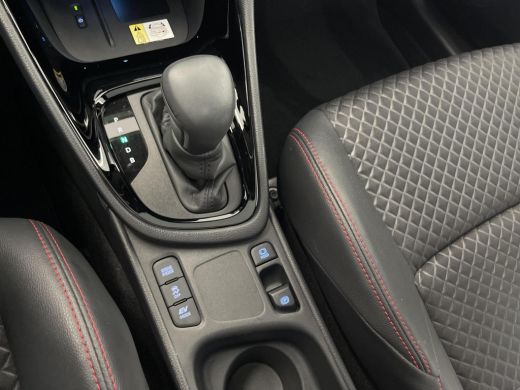 Toyota Yaris 1.5 Hybrid Executive Premium ActivLease financial lease