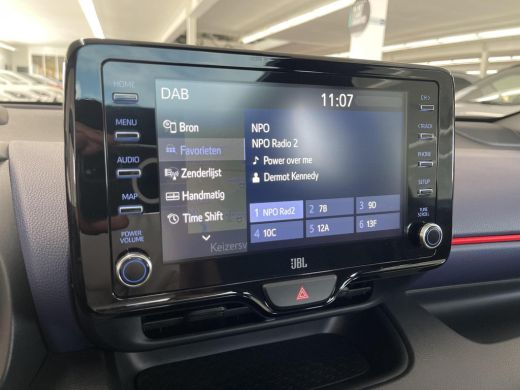 Toyota Yaris 1.5 Hybrid Executive Premium ActivLease financial lease