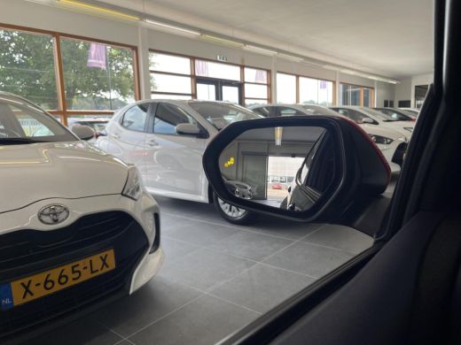 Toyota Yaris 1.5 Hybrid Executive Premium ActivLease financial lease
