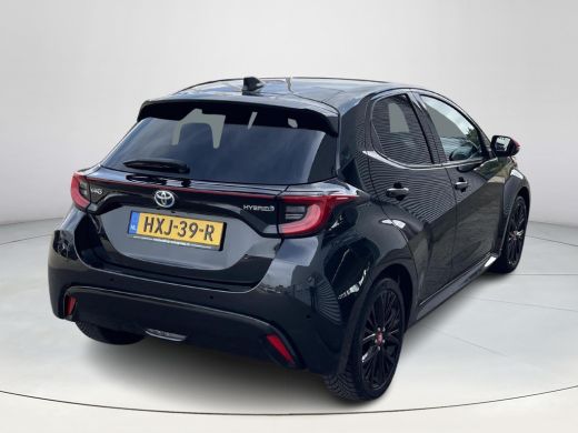 Toyota Yaris 1.5 Hybrid Executive Premium ActivLease financial lease