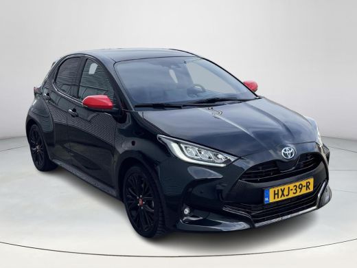 Toyota Yaris 1.5 Hybrid Executive Premium ActivLease financial lease