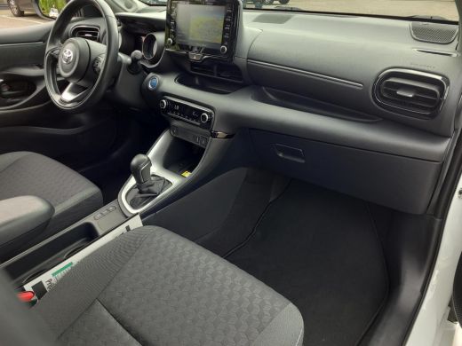 Toyota Yaris 1.5 Hybrid Style | Apple CarPlay / Android Auto | Navigatie | Rijklaarprijs incl. garantie | ActivLease financial lease