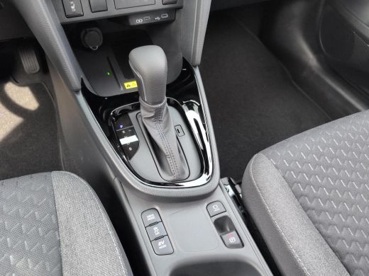 Toyota Yaris Cross 1.5 Hybrid 130 Dynamic Comfort Pack | Android Auto | Apple Carplay | NIEUWE Auto ActivLease financial lease