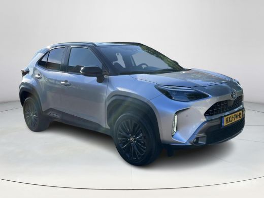 Toyota Yaris Cross 1.5 Hybrid Adventure | Navigatie | Stoel- + stuurverwarming | 18 inch LM-velgen | Parkeersensoren | ActivLease financial lease