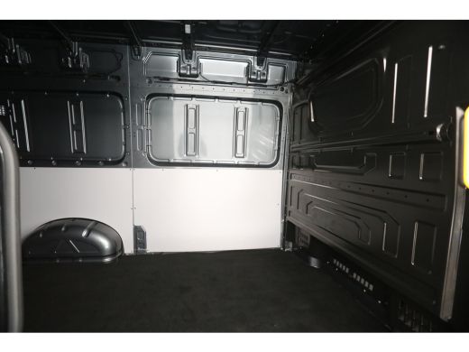 Volkswagen Crafter 2.0 TDI DSG HIGHLINE EXCLUSIVE L3H3 | FACELIFT MODEL | BPM VRIJ | NIEUW | 3000KG TREKHAAK | VIRTU... ActivLease financial lease