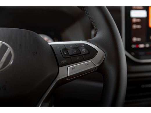 Volkswagen Crafter Exclusive BPM Vrij | Betimmering | Side Bars | Led | Digitaal Display | Trekhaak | Automaat ActivLease financial lease