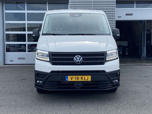 Volkswagen Crafter Exclusive L3H2 | Exclusive | Betimmering | Side Bars | Led | Digitaal Display | Trekhaak | Automaat ActivLease financial lease