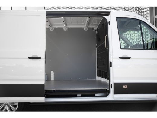 Volkswagen Crafter Exclusive BPM Vrij | Betimmering | Side Bars | Led | Digitaal Display | Trekhaak | Automaat ActivLease financial lease