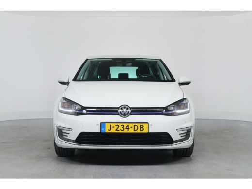 Volkswagen e-Golf E-DITION | Dealer Onderhouden! | 1e Eigenaar! | Navi | Clima | LED | Cruise Adaptive | Parkeersen... ActivLease financial lease
