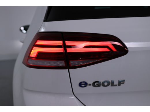 Volkswagen e-Golf E-DITION | Dealer Onderhouden! | 1e Eigenaar! | Navi | Clima | LED | Cruise Adaptive | Parkeersen... ActivLease financial lease