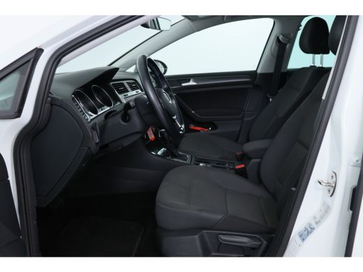 Volkswagen e-Golf E-DITION | Dealer Onderhouden! | 1e Eigenaar! | Navi | Clima | LED | Cruise Adaptive | Parkeersen... ActivLease financial lease