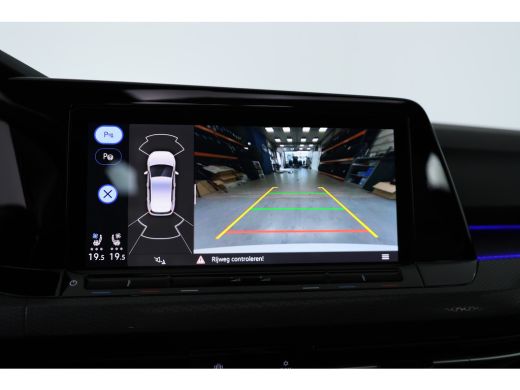 Volkswagen Golf 2.0 TSI GTI | Open Dak | Sfeerverlichting | LED | Memory | Leder | Harman/Kardon | Keyless | Clim... ActivLease financial lease