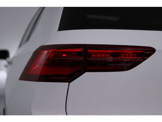 Volkswagen Golf 2.0 TSI GTI | Open Dak | Sfeerverlichting | LED | Memory | Leder | Harman/Kardon | Keyless | Clim... ActivLease financial lease