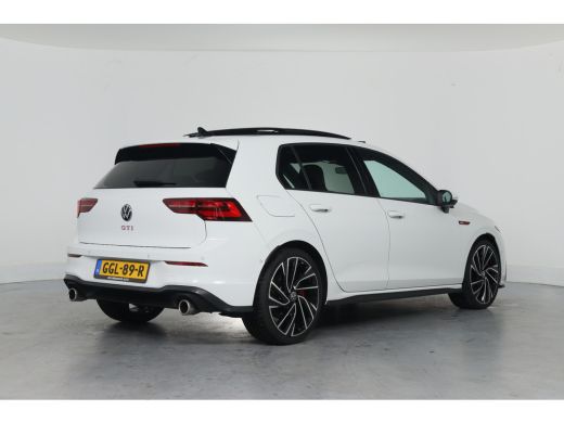 Volkswagen Golf 2.0 TSI GTI | Open Dak | Sfeerverlichting | LED | Memory | Leder | Harman/Kardon | Keyless | Clim... ActivLease financial lease
