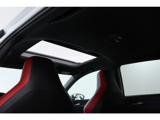 Volkswagen Golf 2.0 TSI GTI | Open Dak | Sfeerverlichting | LED | Memory | Leder | Harman/Kardon | Keyless | Clim... ActivLease financial lease